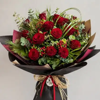 1 dozen red roses bouquet