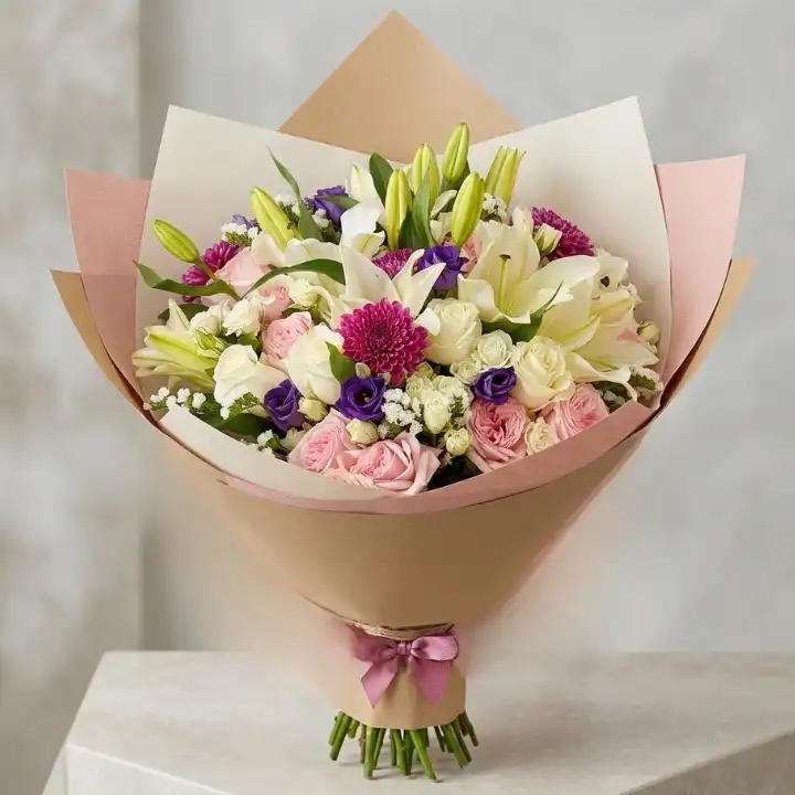 Dahlia & Rose Luxury Bouquet 1 A vibrant dahlia bouquet paired with delicate roses in a luxury seasonal floral arrangement.