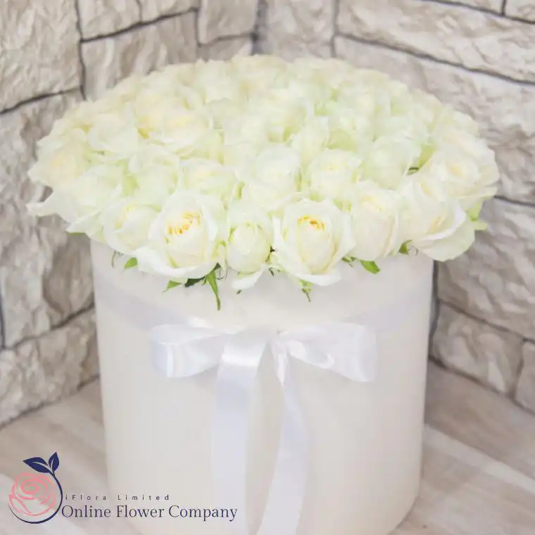 The Luxe White Rose Hat Box 2 White Roses in a Box