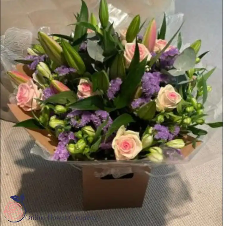 Lilies & Roses Luxury Bliss Bouquet 3 Roses and Lilies Bouquet