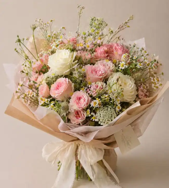 Vibrant Daisy & Rose Bouquet 1 daisy and rose bouquet
