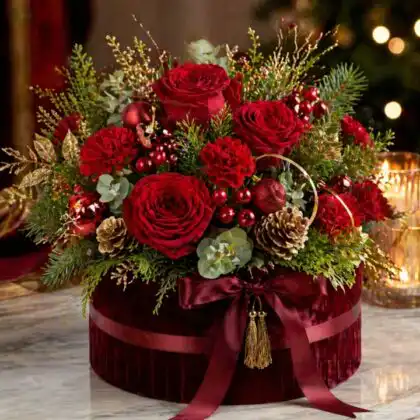 Christmas Hat Box Flowers